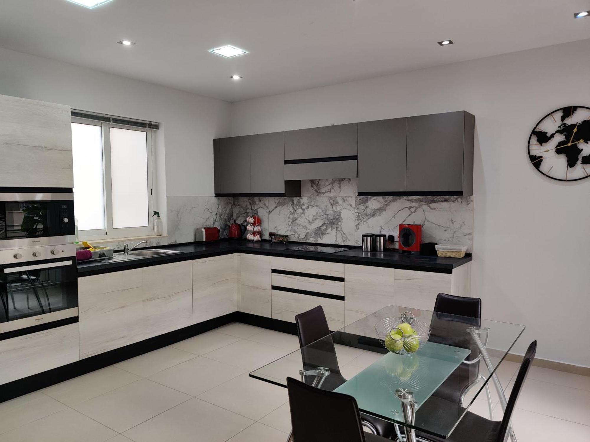 Depiro Point Deluxe - Modern, Designer Apartment 2 Minutes Away From Popular Sliema Seafront Exteriör bild