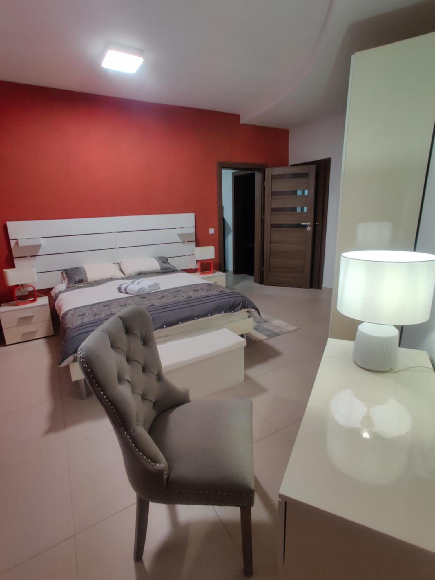 Depiro Point Deluxe - Modern, Designer Apartment 2 Minutes Away From Popular Sliema Seafront Exteriör bild