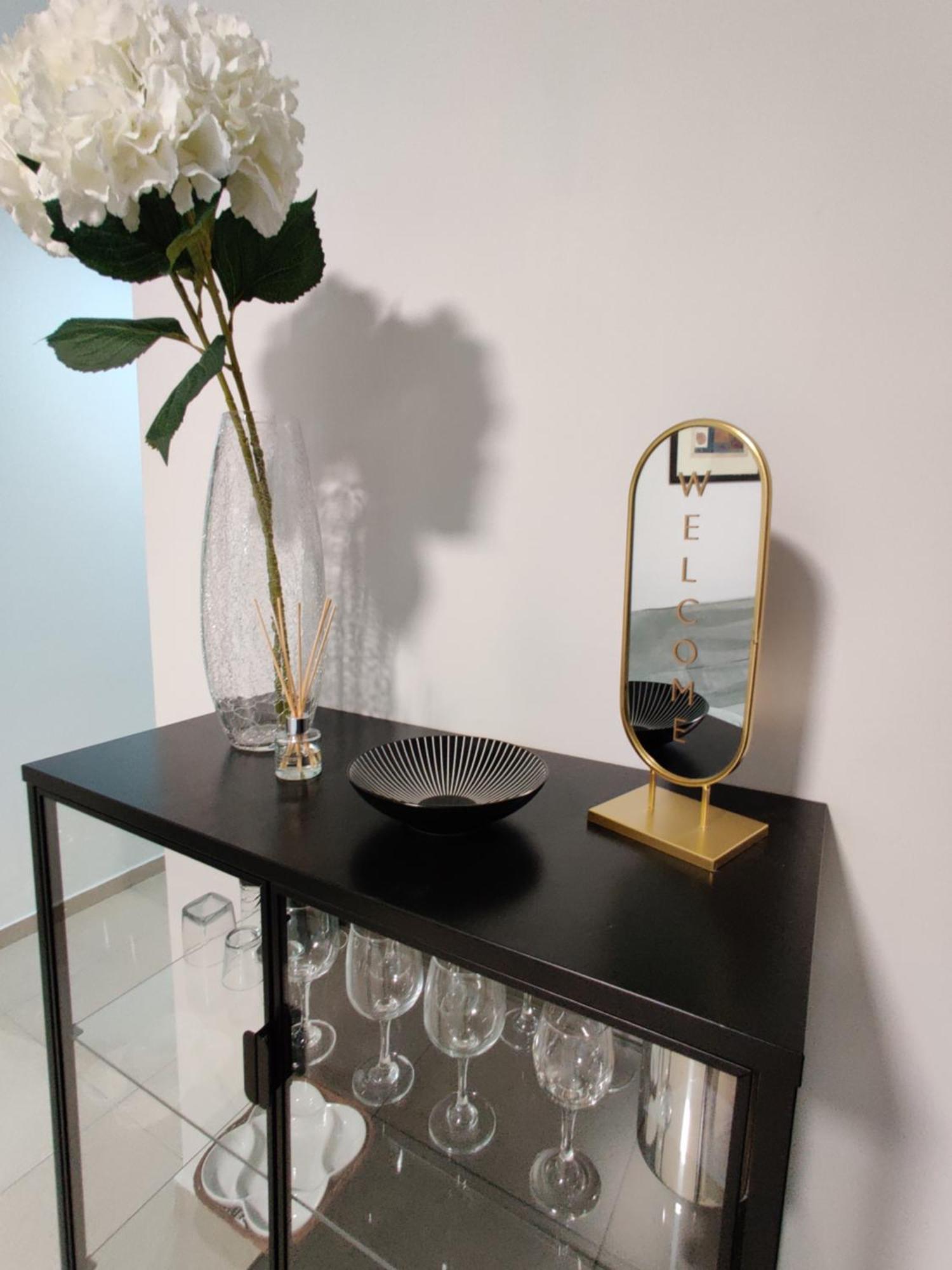 Depiro Point Deluxe - Modern, Designer Apartment 2 Minutes Away From Popular Sliema Seafront Exteriör bild