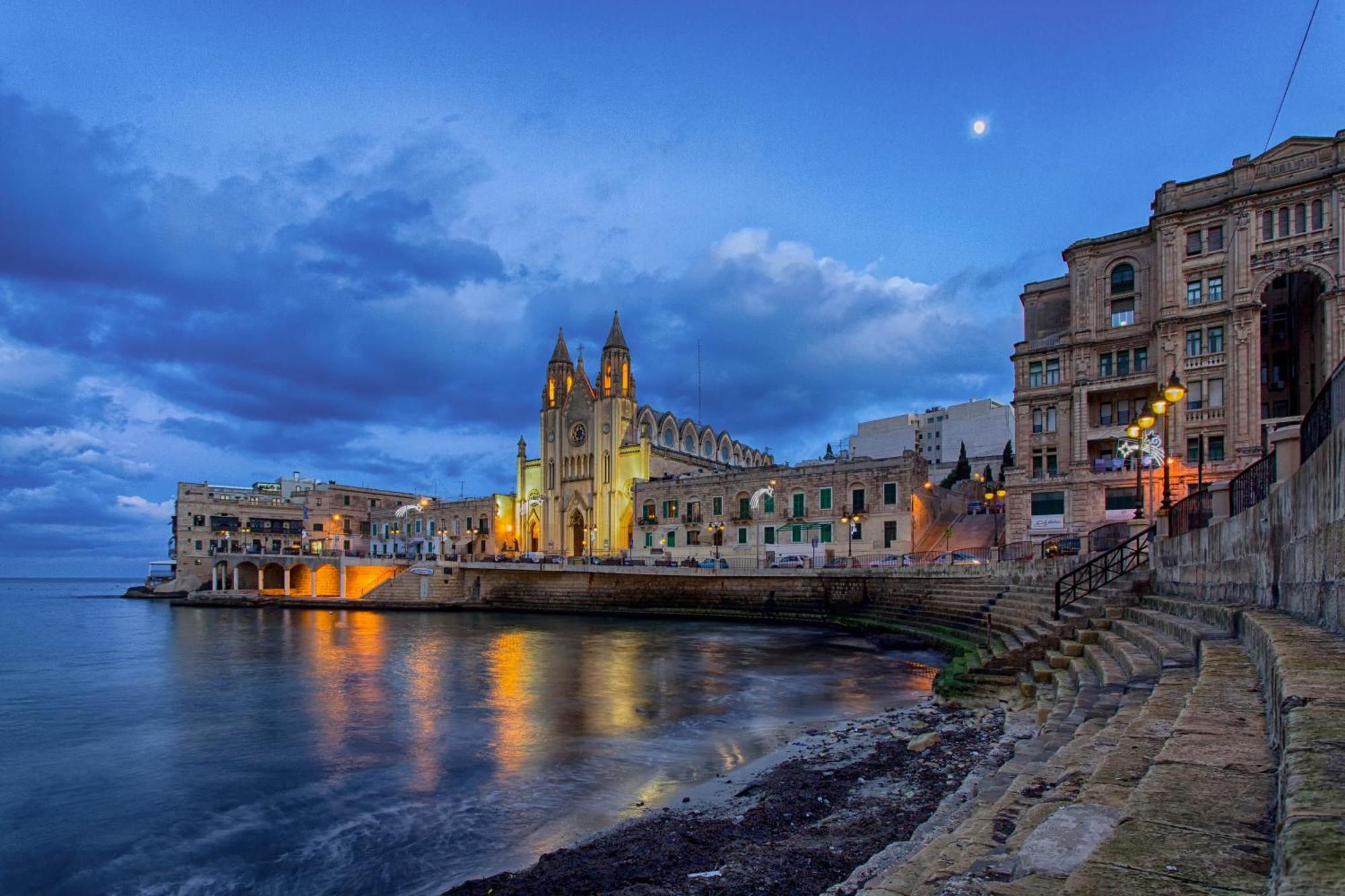 Depiro Point Deluxe - Modern, Designer Apartment 2 Minutes Away From Popular Sliema Seafront Exteriör bild